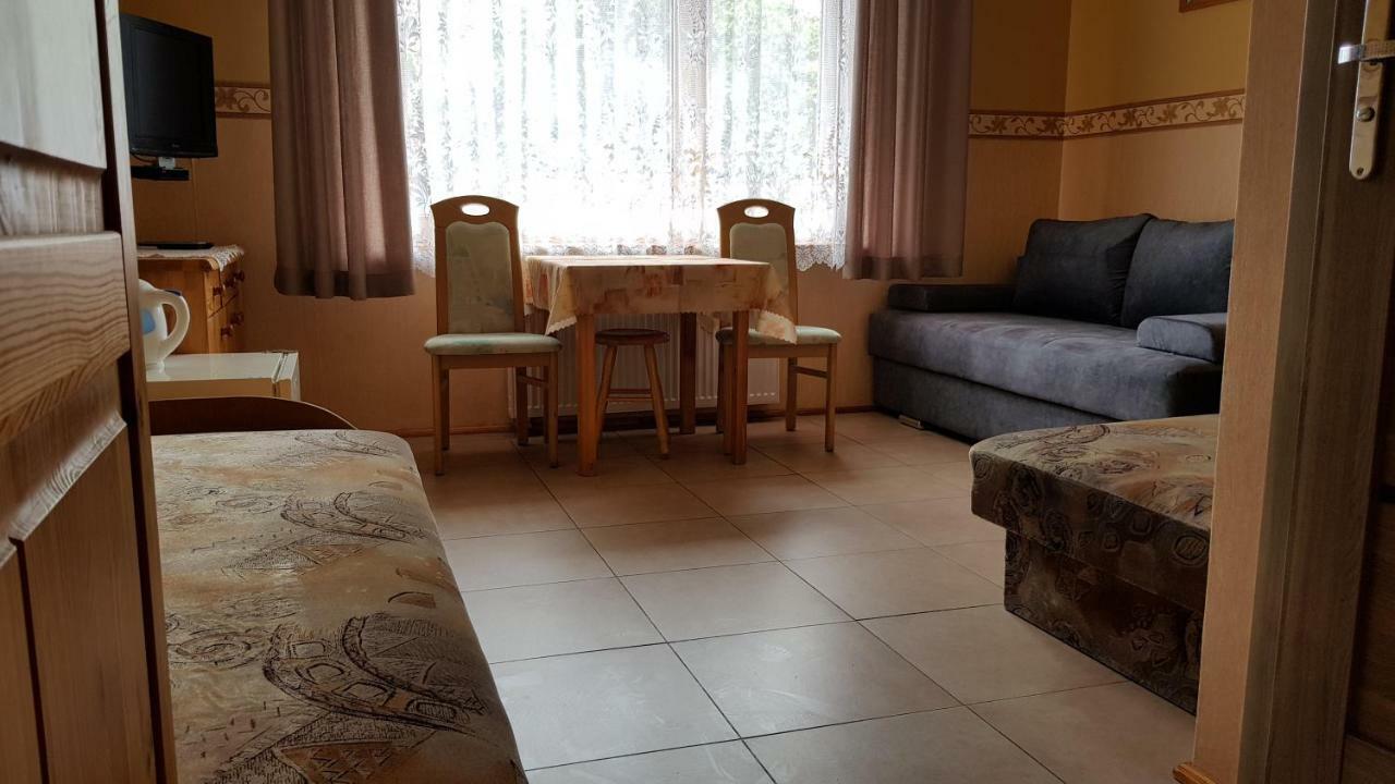 Pokoje Goscinne Asia Леба Экстерьер фото